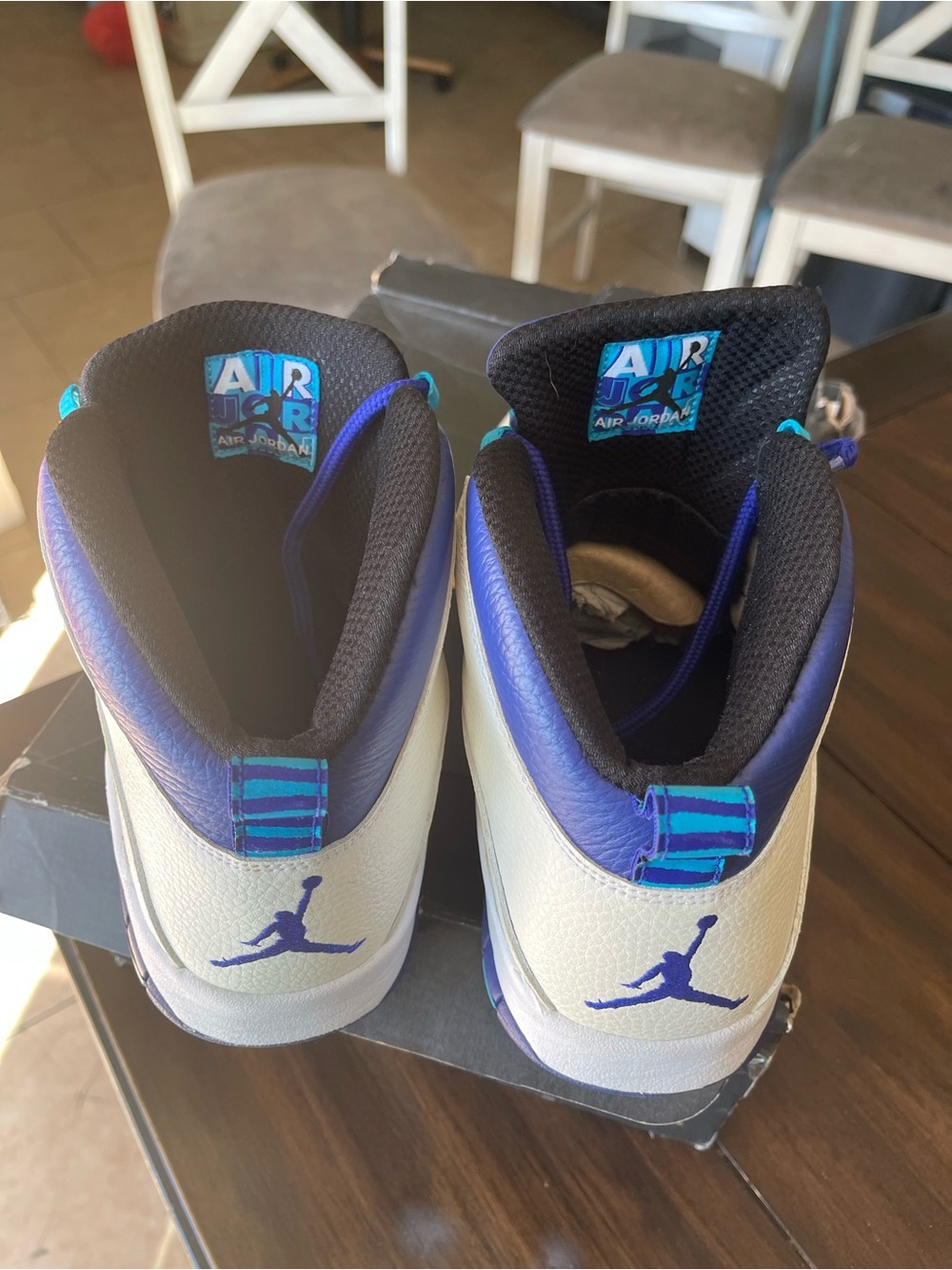 Jordan Kids White and Purple Retro Jumpman Sneakers